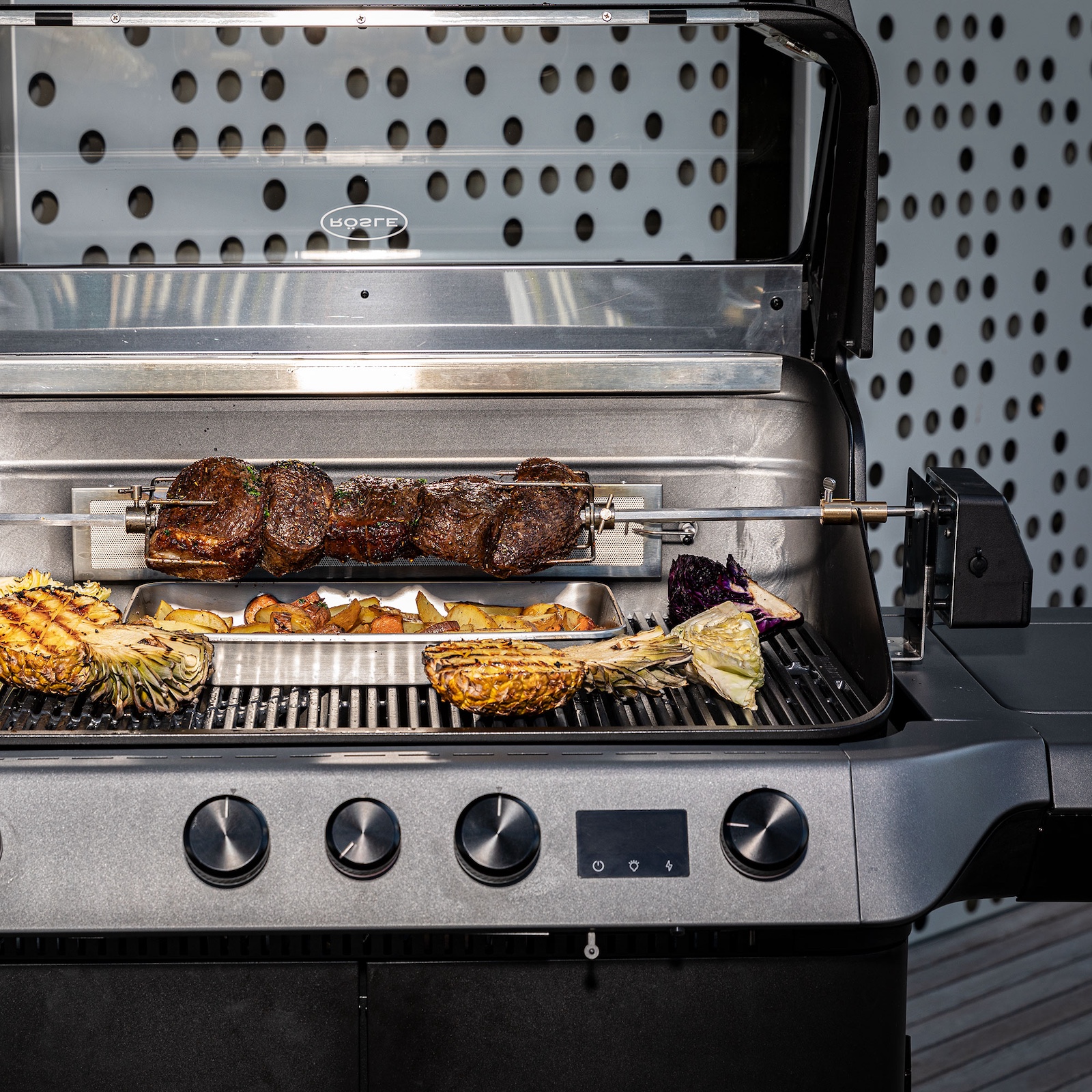 Rösle Drehspieß BLAZEFLAME Rotisserie aus Edelstahl für BLAZEFLAME Gasgrills 251078